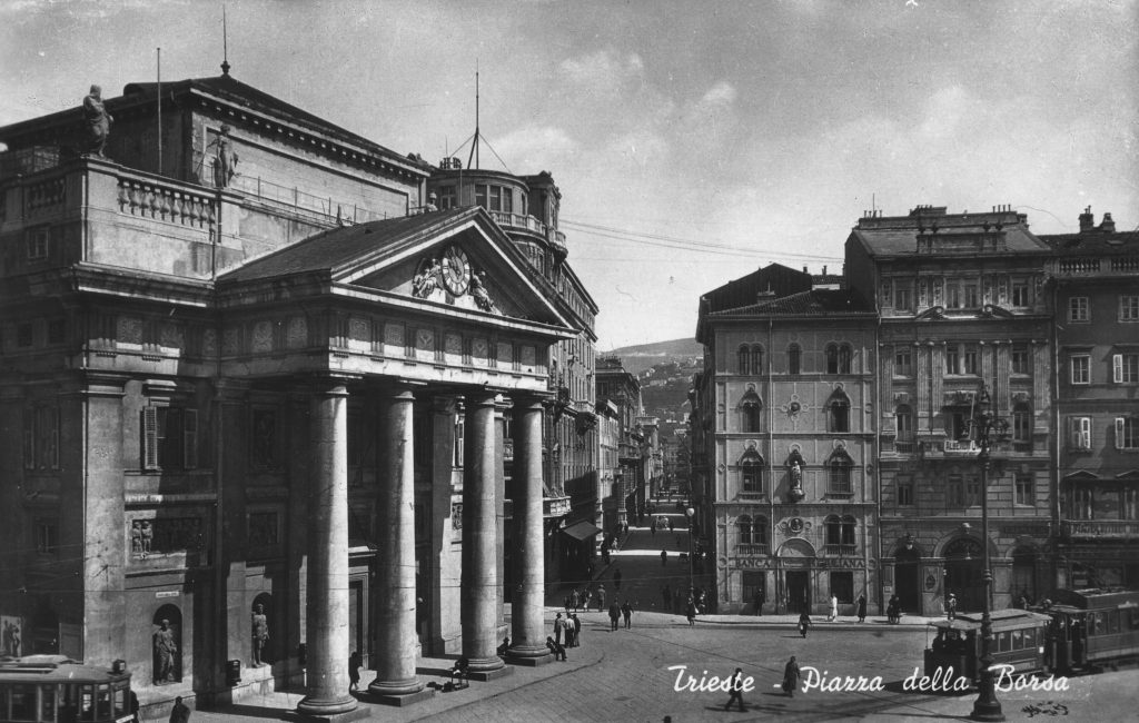 Piazza della Borsa Trieste.Sede della Camera di commercio e industria